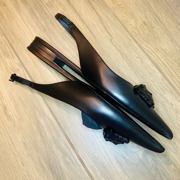 NEW! VERSACE Black Calf Leather La Medusa Slingback Pointed Toe Flats - Picture 9 of 17